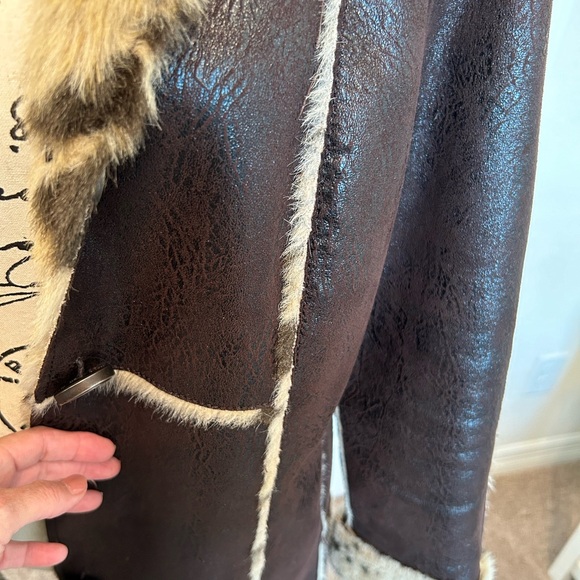 Women’s Brown Faux Cowhide Coat - Picture 4 of 11